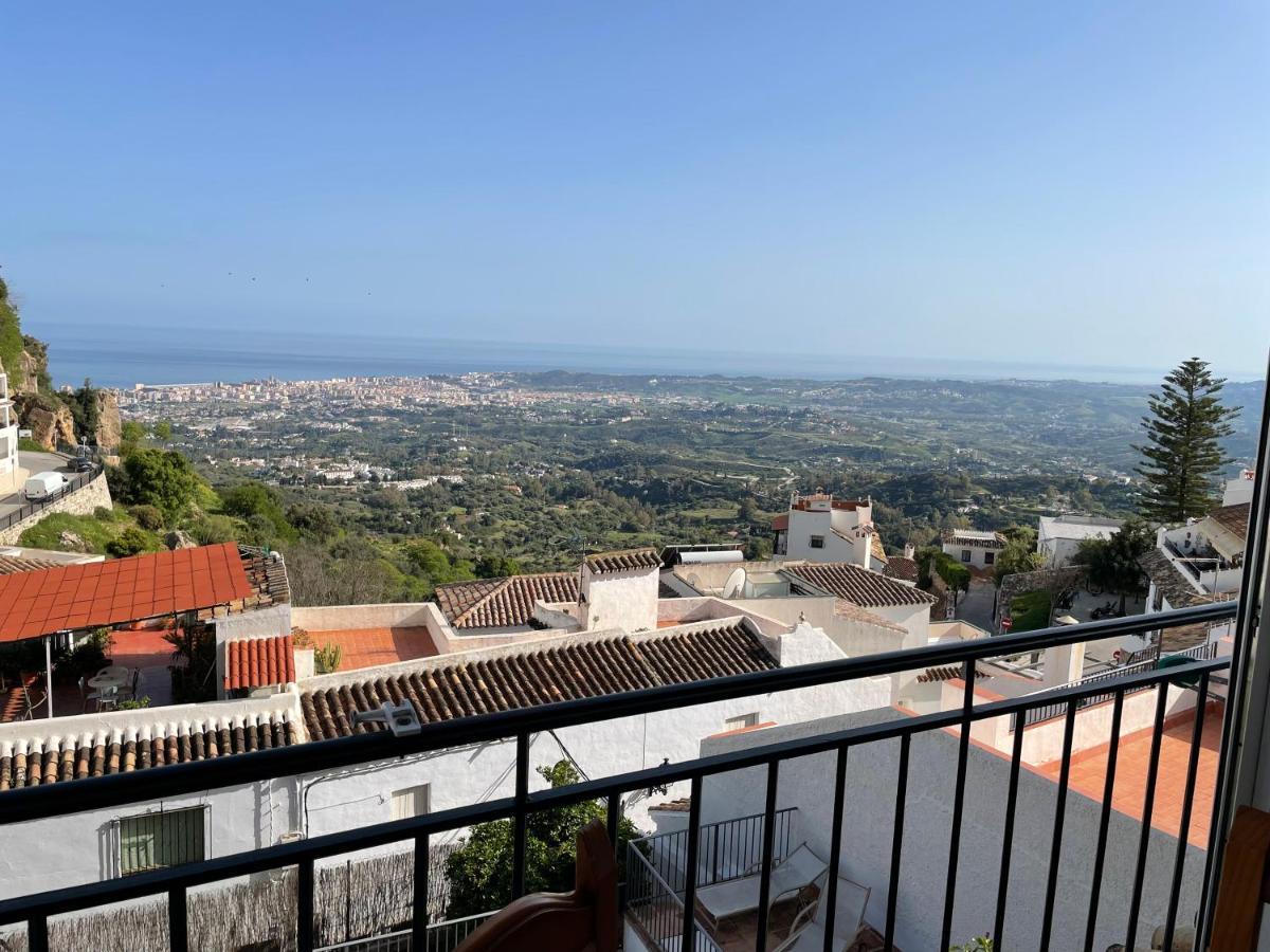 El Paraiso, Apartamento En Mijas Pueblo Con Bonitas Vistas A La Costa Y Con Piscina Apartment Exterior photo